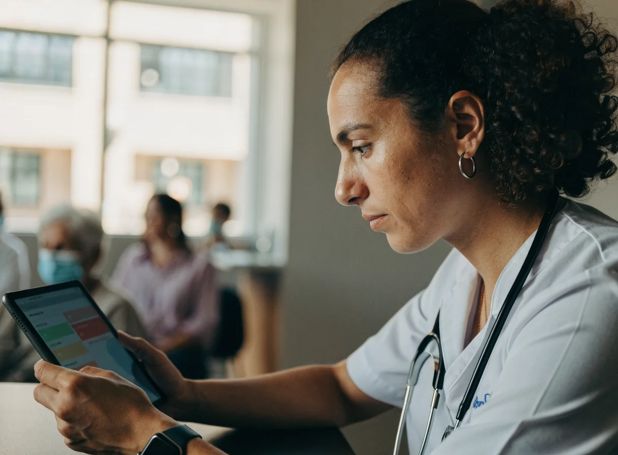 Triage asistido por inteligencia artificial en clínicas